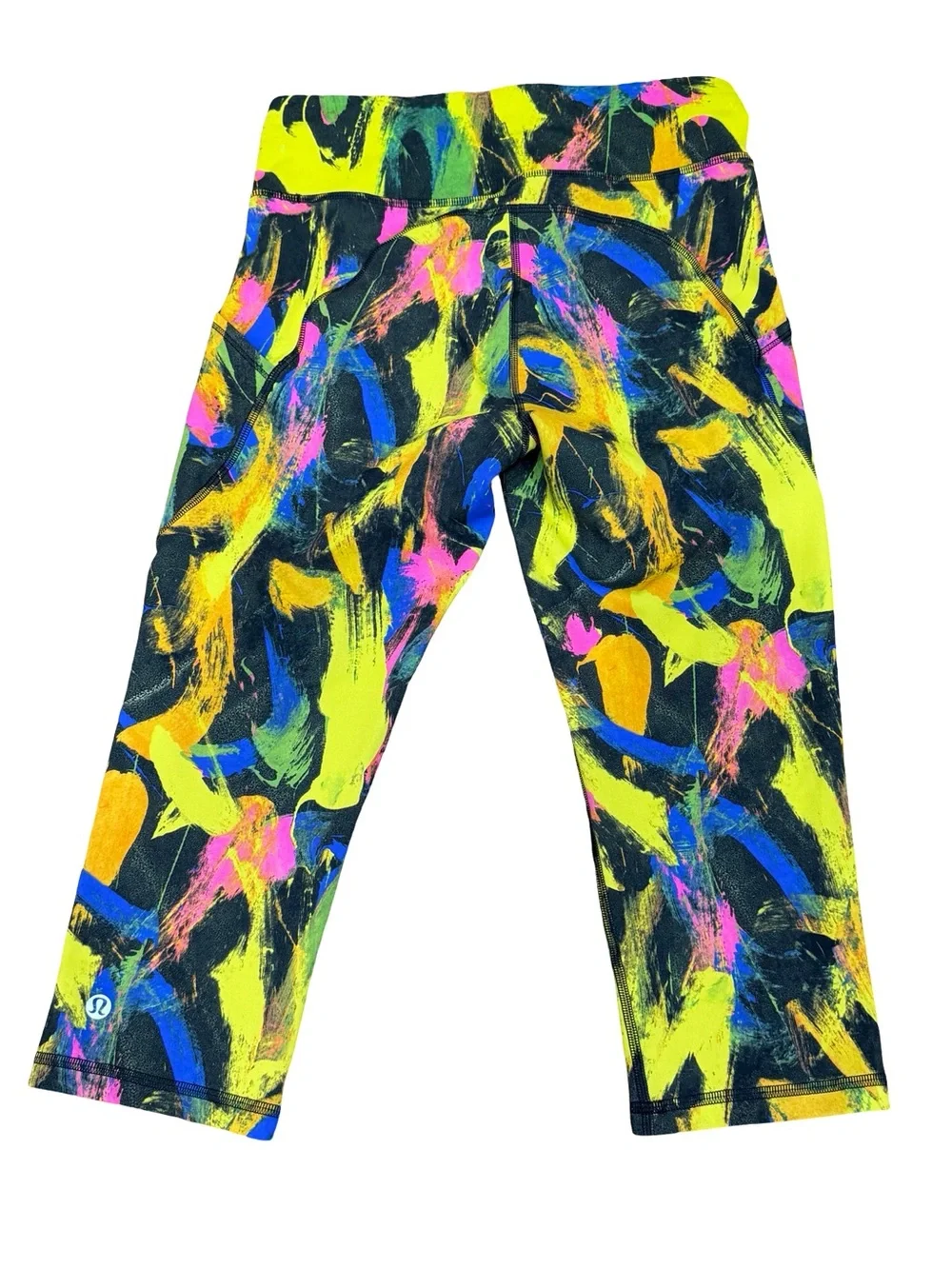 ✨ Lululemon Invigorate High-Rise‎ Crop 17